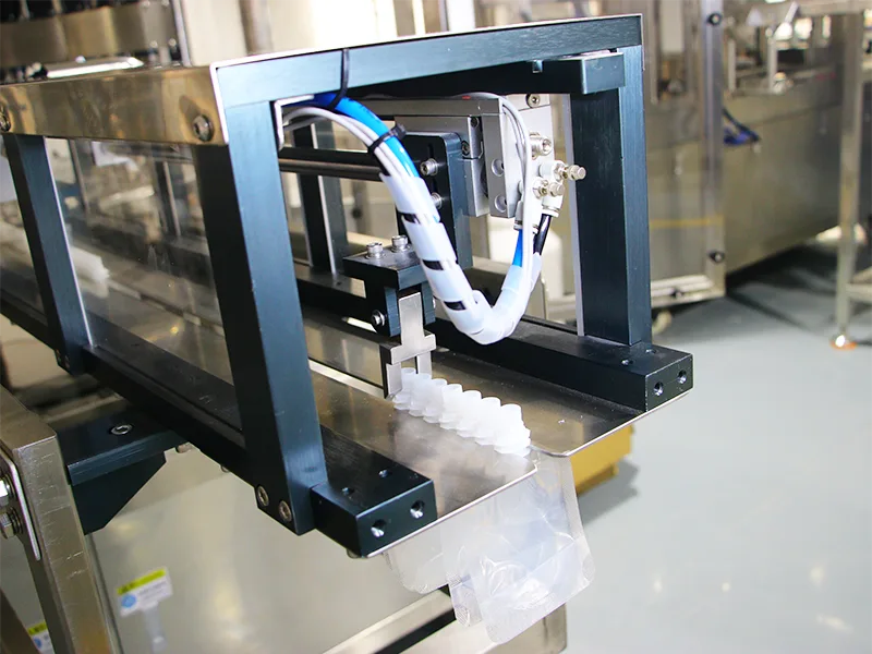 Automatic Spout Pouch Filling Machine