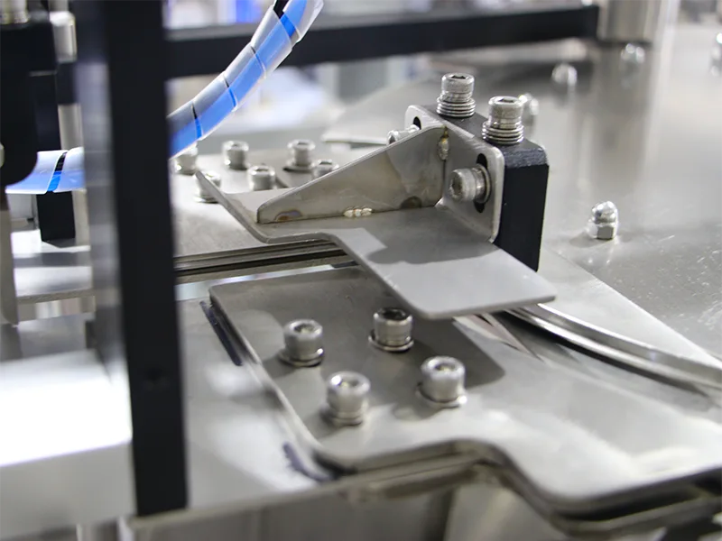 Filling and Capping Integrated Machine
