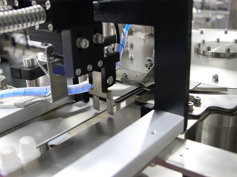 Filling and Capping Integrated Machine